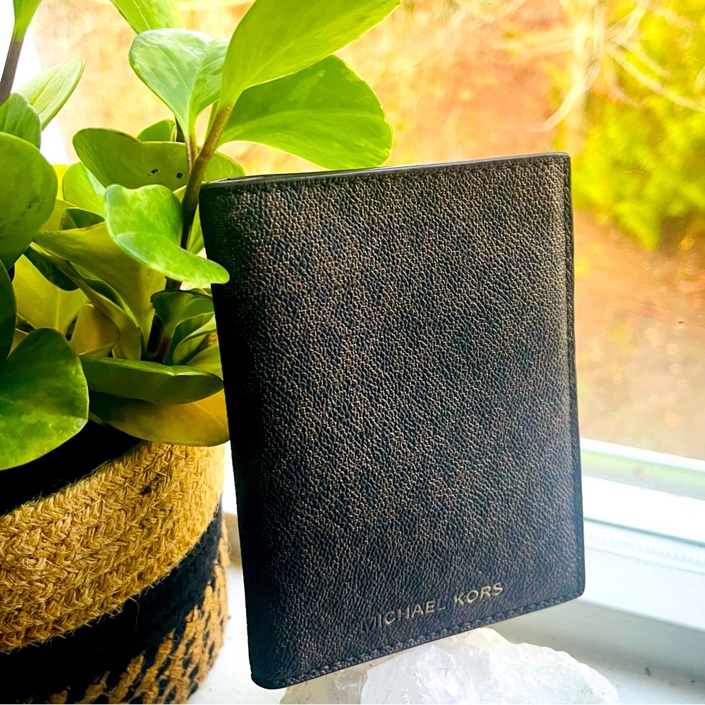 Michael Kors-Brown Small Flip Wallet